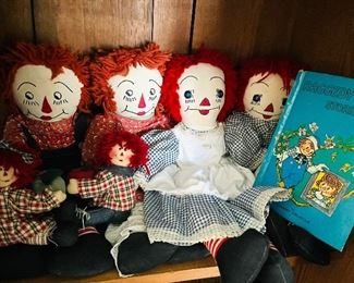 Collection of vintage Raggedy Ann and Andy dolls
