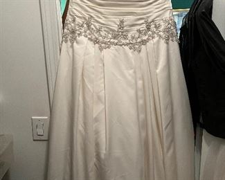 Gorgeous Davids Bridal wedding gown , size 16