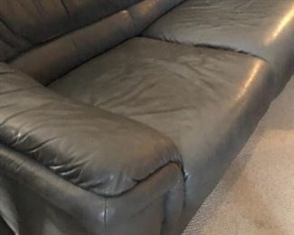 GRAY LEATHER SECTIONAL