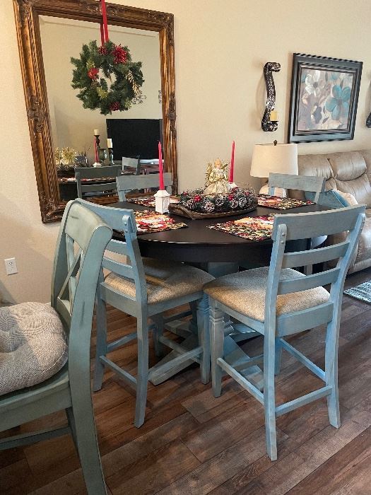 Indian river 6ft table and six chairs