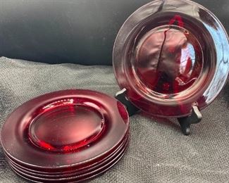 Big Round Red Glass Plates