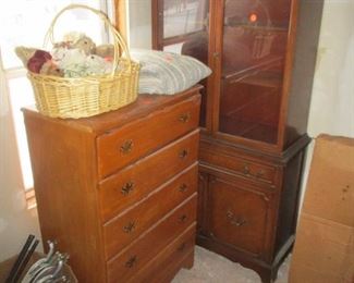 DRESSER AND CHINA CABINET