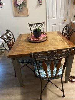 Nice wood kitchen table and chairs