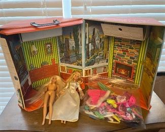 Vintage Barbie party penthouse.....