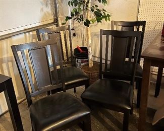 (4) side chairs