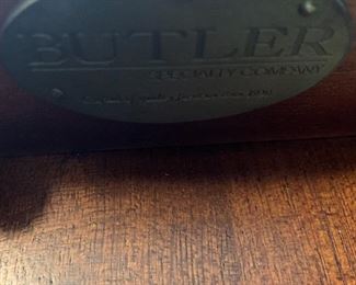 #3	Butler Entr. center with 2 drawers and 2 swing doors and 2 doors 43x22x32	$275 
