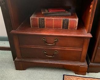 #40	Antique End Table w/1 deep drawer w/open shelf  21x15x24	 $35.00 

