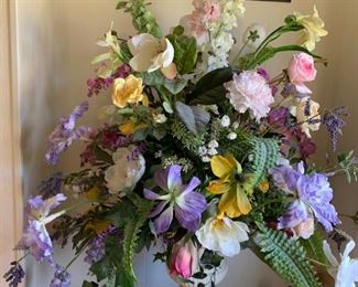 #73	Spring Bouquet Mix in heavy Pot approx. 50" Tall	 $45.00 
