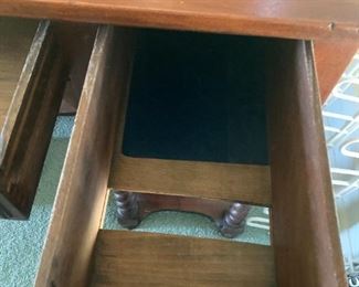 #86	Wood Antique 3 drawer Writing Desk w/barley Twist Legs (as is one drawer) 50x30x30	 $125.00 
