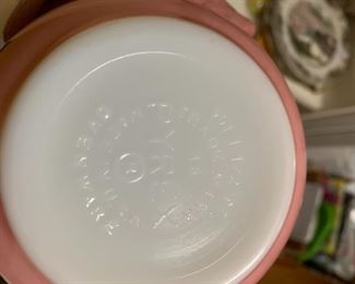 #100	Pyrex Flamingo Pink Nesting Bowls, 401,402,403 	 $100.00 
