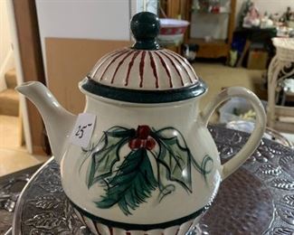 #121	Gail Pittman Holly Tea Pither w/Holly	 $25.00 

