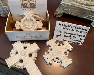 #158	Margaret Furlong Porcelain collection 3pc Set	 $25.00 
