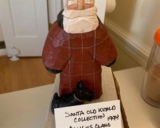 #194	Santa Old World Collection 1994 	 $35.00 
