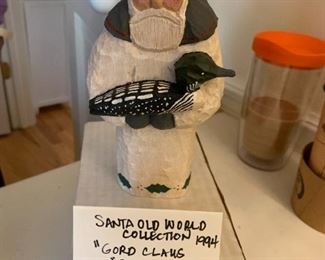 #197	Santa Old World Collection 1994 	 $35.00 
