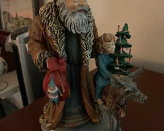 #247	Duncan Royale Collectors Ed History of Santa II 	 $40.00 
