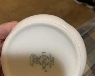 #259	Lenox "Grace" Sugar/Lid and Creamer 	 $30.00 
