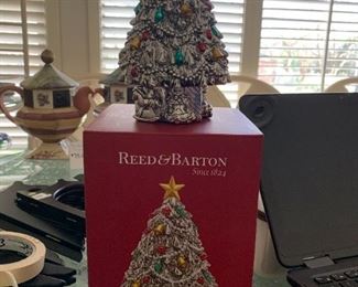 #267	Reed & Barton Classic Christmas tree musical box Place Toy land 6@$25 ea	 $150.00 
