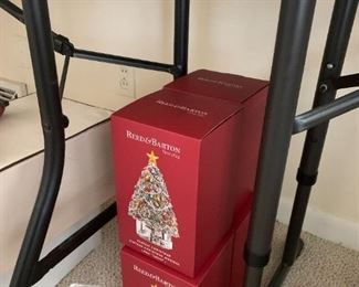 #267	Reed & Barton Classic Christmas tree musical box Place Toy land 6@$25 ea	 $150.00 
