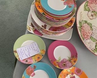 #268	Lenox Floral Fusion 8place seting with dinner plate, soup, saucer, b&B plate cups 1 serving platter round dual bowl, 1 square plater 	 $175.00 
