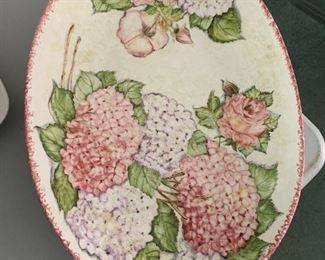 #269	pier 1 plater from Italy with pink hydranga's on it 	 $39.00 
