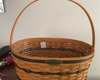 #275	Longaberger tradiions collection family basket 1995 edition with 1 handle 2@25 ea	 $50.00 
