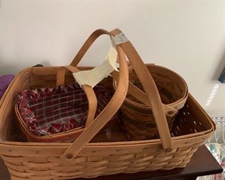 #277	Longaberger Set of 3 Baskets, Lg. Rectangle w/2 handles, Christmas collection 1988 Round Baskest, Gingerbread Basket 1990  all with liners	 $26.00 
