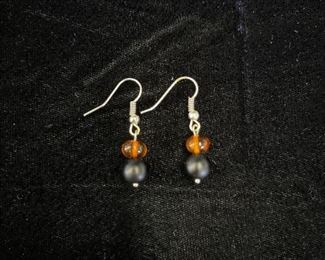 Silver Look with Amber Look and Matte Black Ball Dangle Earrings 
$5.00
Contact: sonyadowdakin@gmail.com or 815-985-2047