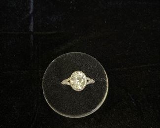 Diamond Look Promise Ring 
$25.00
Contact: sonyadowdakin@gmail.com or 815-985-2047