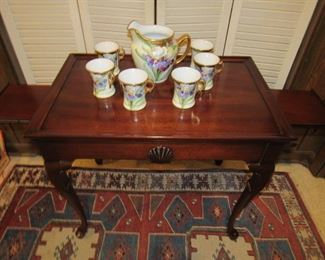 Lane mahogany side table with pullouts