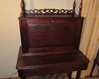 Victorian plantation desk