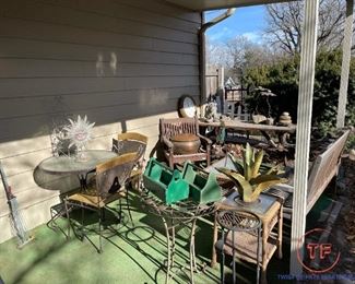 Metal Yard Art and Outdoor Patio Furniture
