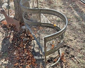 Vintage Metal Outdoor "Kissing" Bench