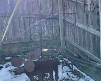 Outdoor Metal Yard Art