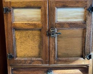 Antique HOOSIER Save Steps Oak Cabinet with SLAG GLASS 