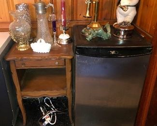 Polar bear playing the sax like that's not weird or anything