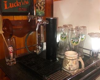 Okay, there are SO MANY pics, I many never get through them all