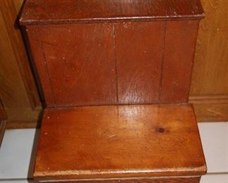 Primitive Farmhouse Foot Stool