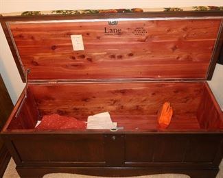 Lane Cedar Chest Trunk