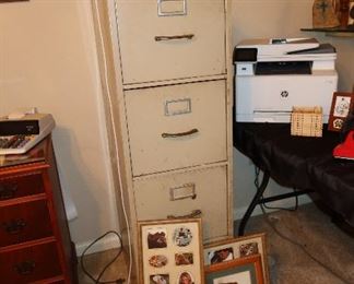 4 Drawer File Cabinet