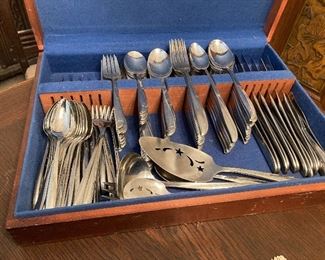 silver plate silverware