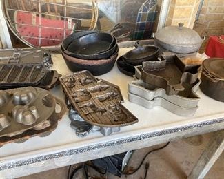 Texas cornbread pans