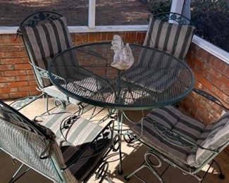 patio set