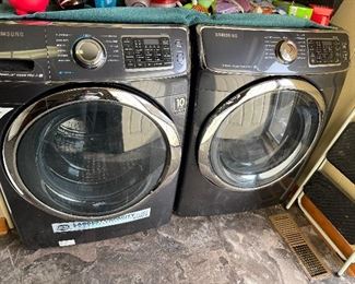Samsung Washer and Dryer Pair will not seperate. EXCLUDED FROM HALF PRICE