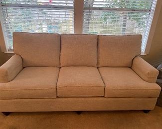 Bassett sofa in great condition