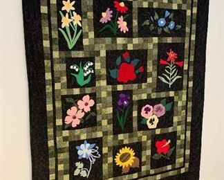 Large Selection of Quilts 