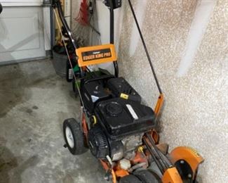 Great condition gas edger