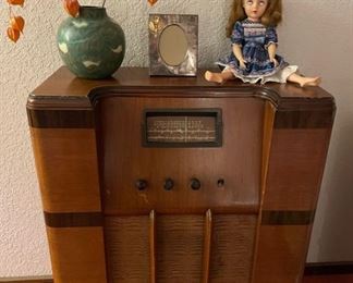 Antique Radio