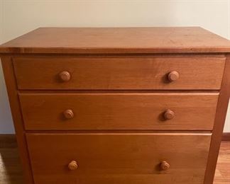 Small Ethan Allen Dresser