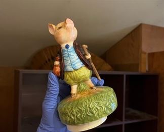 Schmid Beatrix Pig Music Box