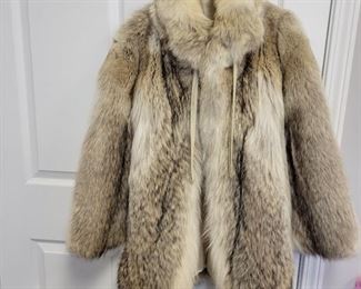 $75 Wolff fur jacket, size small